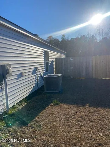 $2,300 | 635 Avington Lane Northeast, Leland, NC 28451