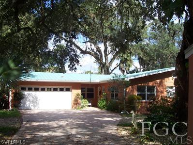 2660 Fort Denaud Road LaBelle, FL 33935 - Photo 4 of 10 Gallery Image 4