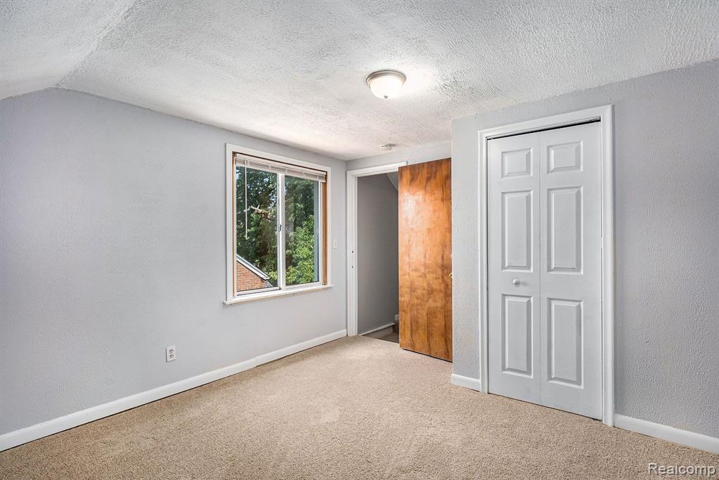 22614 Virginia Avenue Eastpointe, MI 48021 - Photo 14 of 18