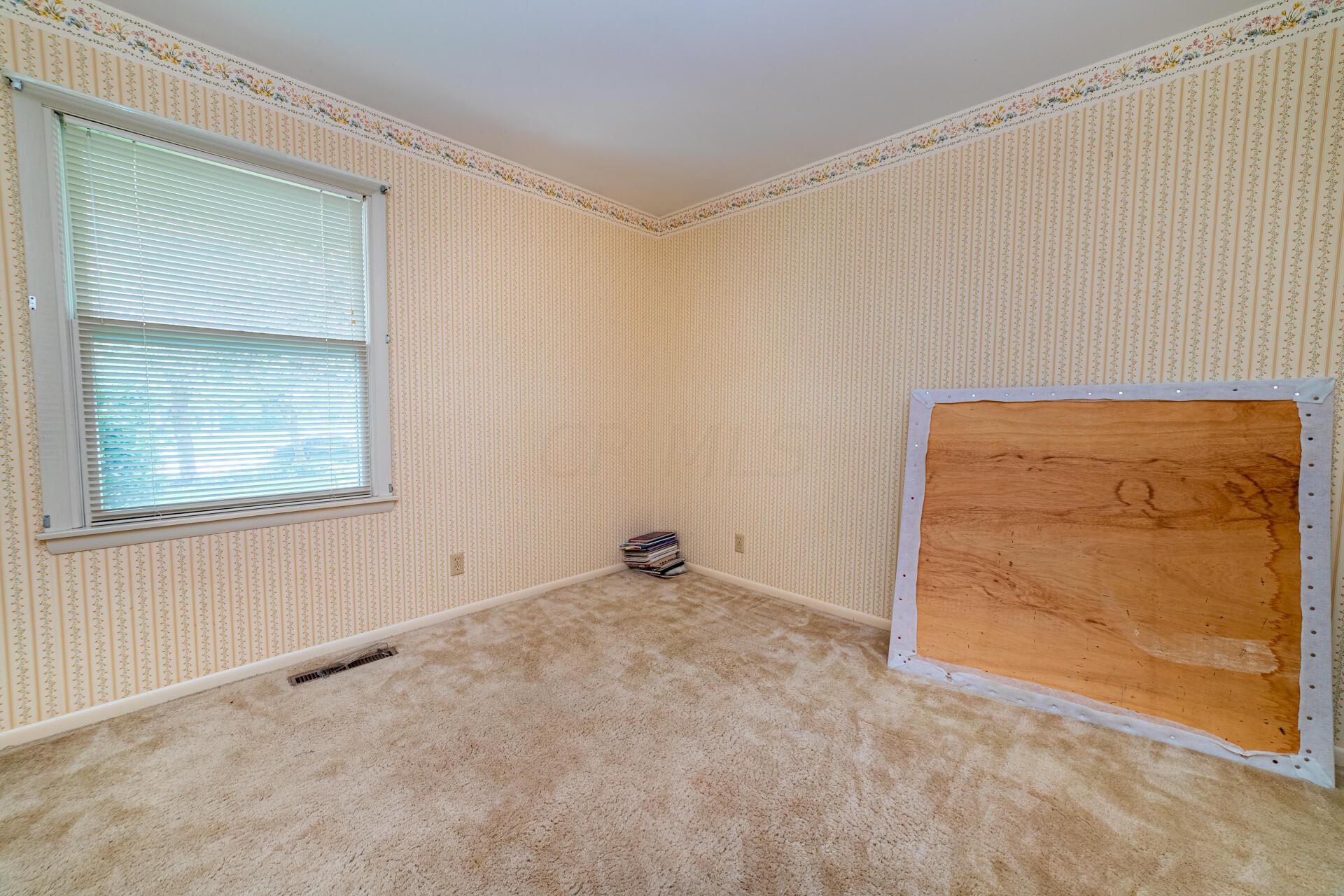 749 Harding Road Marion, OH 43302 - Photo 18 of 31 IMG-24