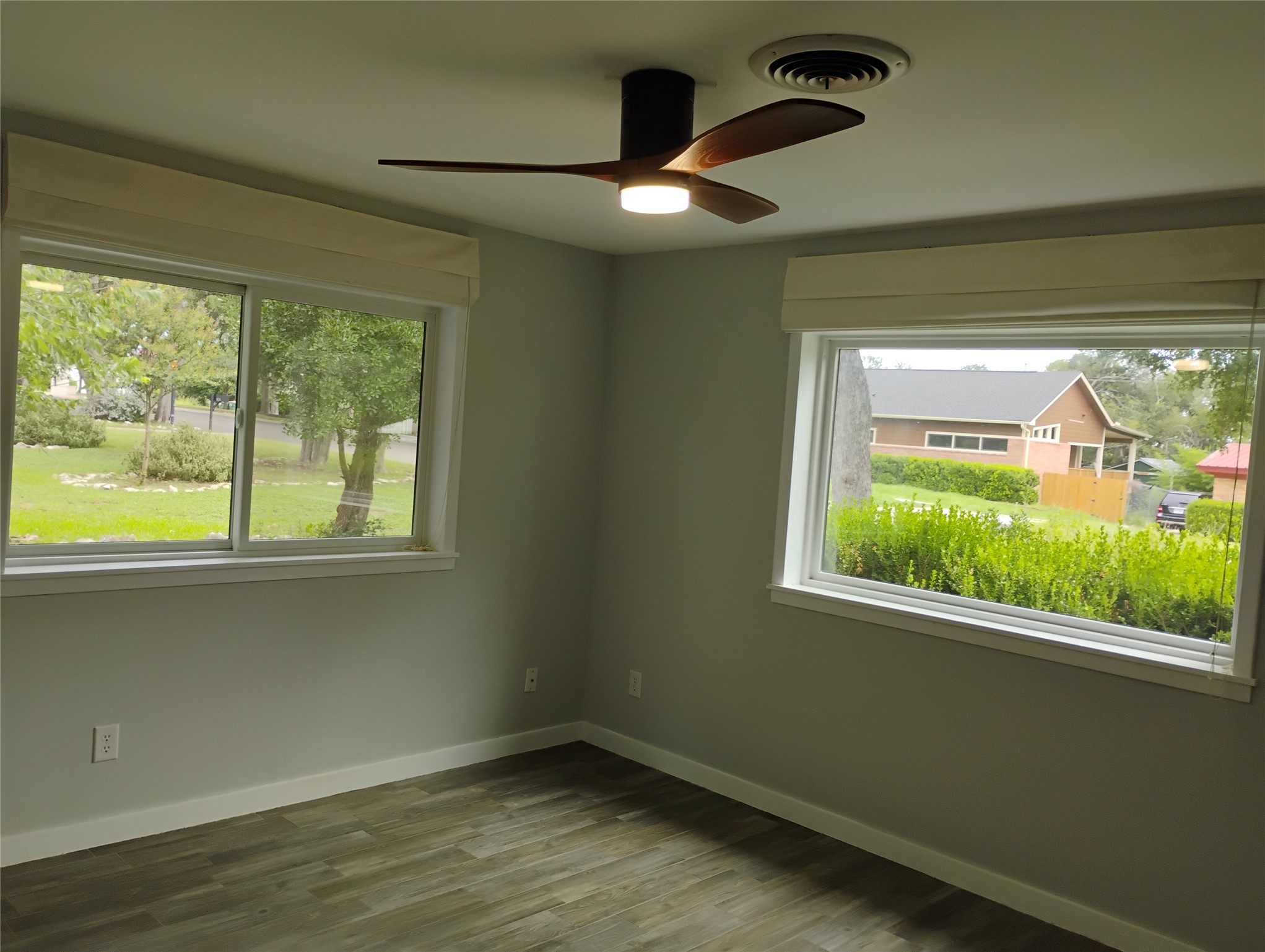 103 Laurel Ridge San Marcos, TX 78666 - Photo 22 of 38 2ns bedroom