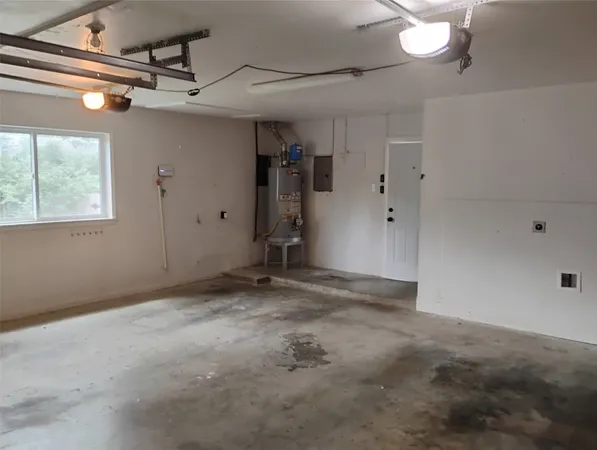 $2,350 | 103 Laurel Ridge, San Marcos, TX 78666