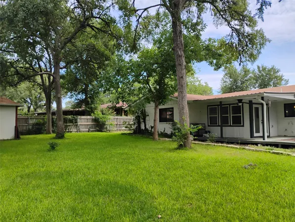 $2,350 | 103 Laurel Ridge, San Marcos, TX 78666