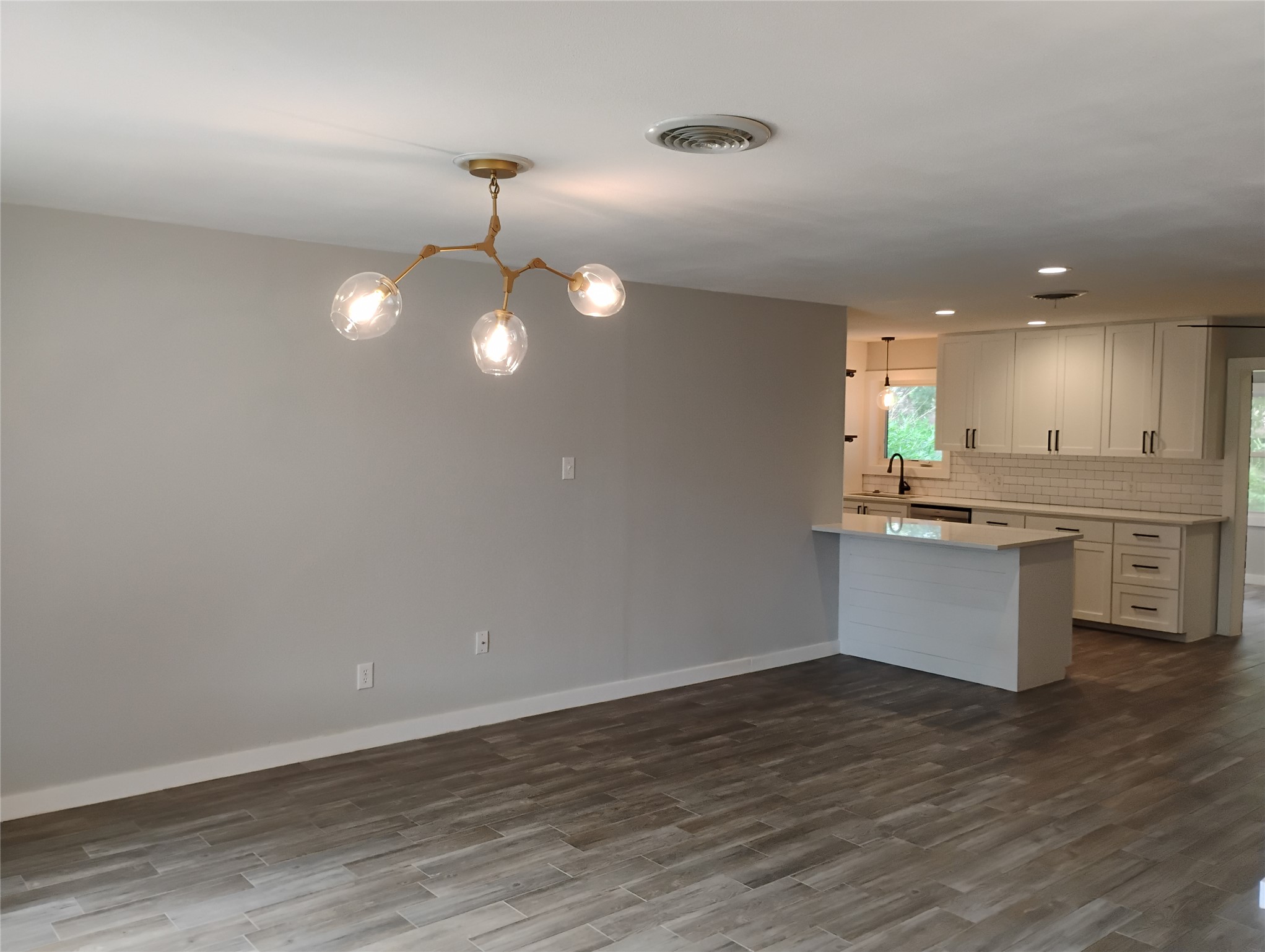 103 Laurel Ridge San Marcos, TX 78666 - Photo 7 of 38