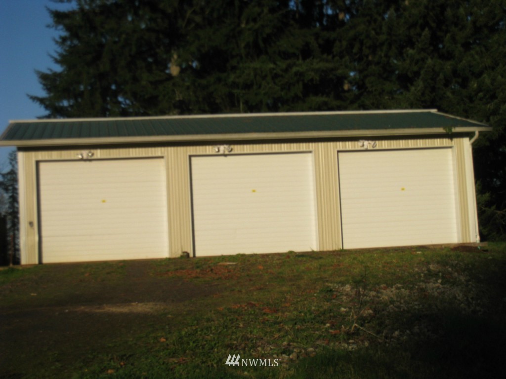 530 Beebe Road East Castle Rock, WA 98611 - Photo 4 of 13 Gallery Image 4