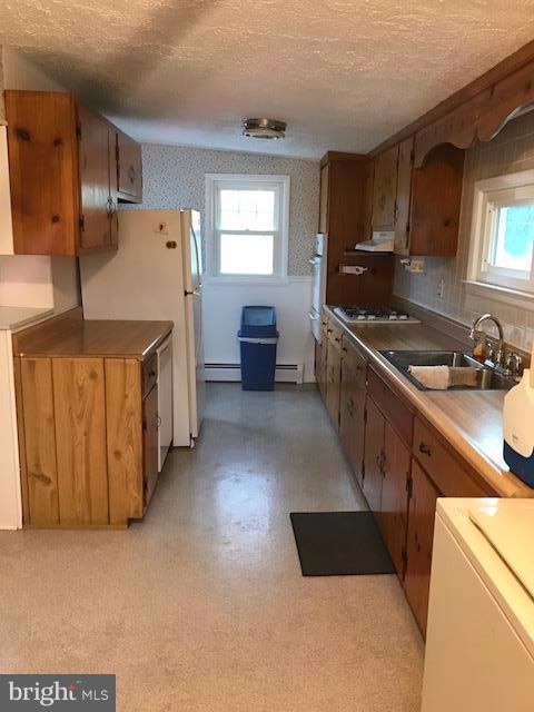 3200 Philadelphia Road Abingdon, MD 21009 - Photo 5 of 19 Kitchen