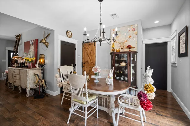 $325,000 | 249 Houston Street, Anderson, TX 77830