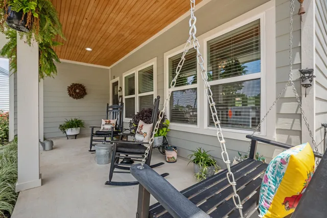 $325,000 | 249 Houston Street, Anderson, TX 77830