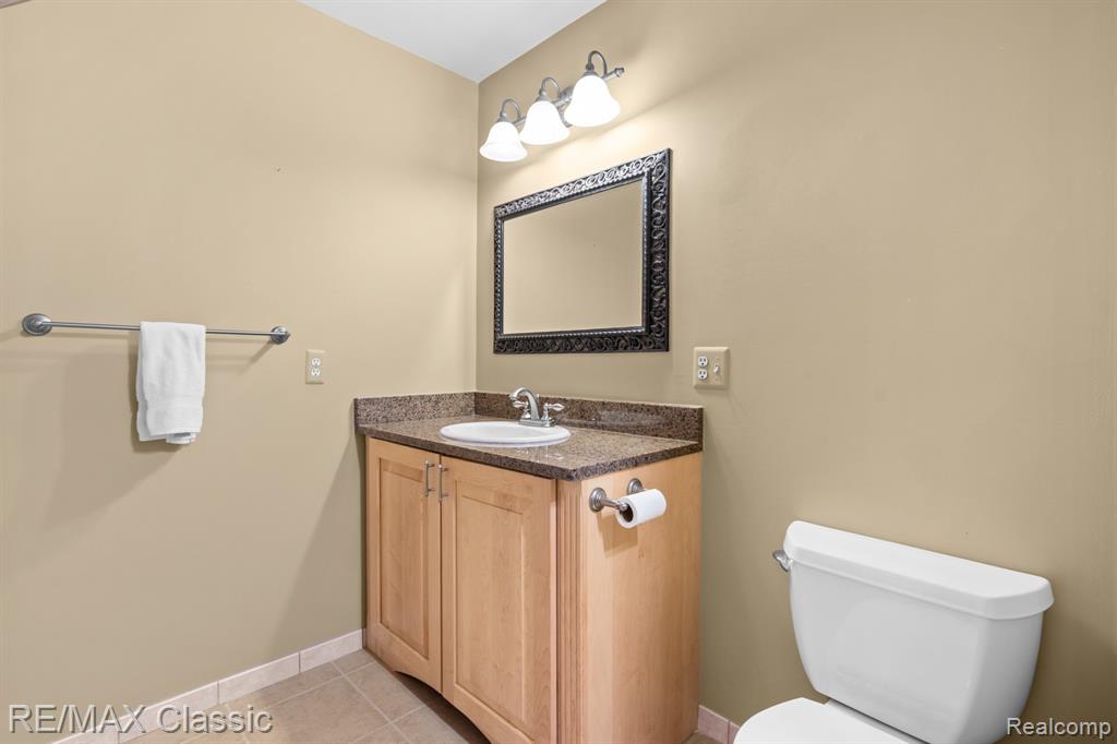 23127 Farmington Road Farmington, MI 48336 - Photo 30 of 51 Gallery Image 30