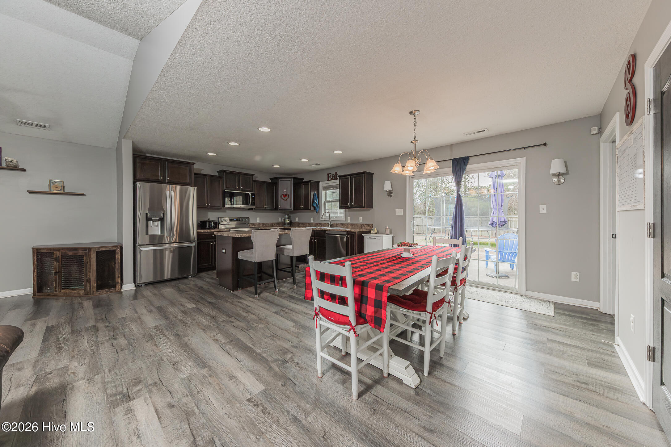 707 Appling Court Jacksonville, NC 28546 - Photo 14 of 57 14KITCHEN