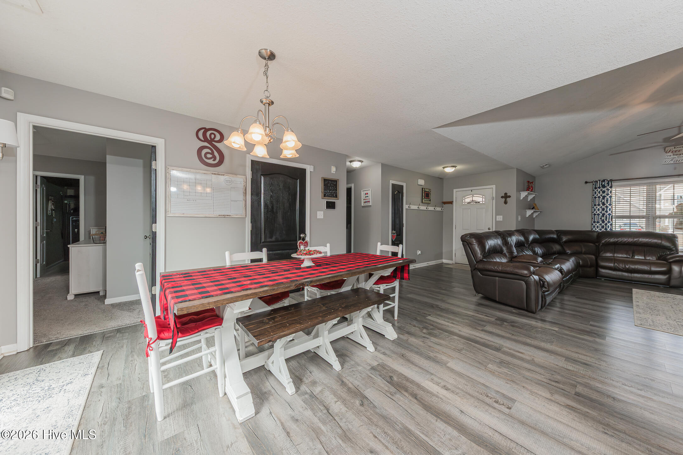 707 Appling Court Jacksonville, NC 28546 - Photo 16 of 57 16KITCHEN