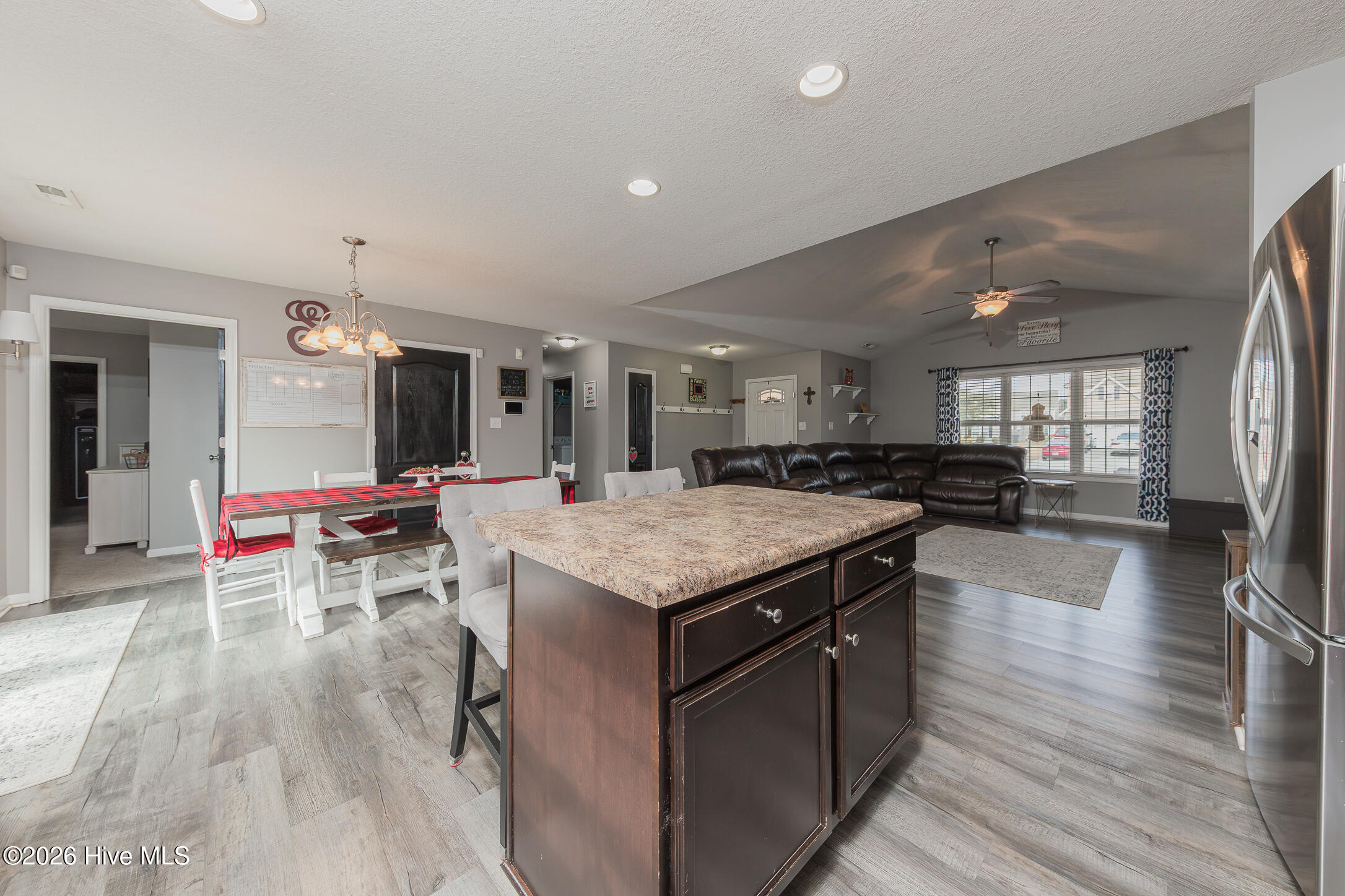 707 Appling Court Jacksonville, NC 28546 - Photo 19 of 57 19KITCHEN