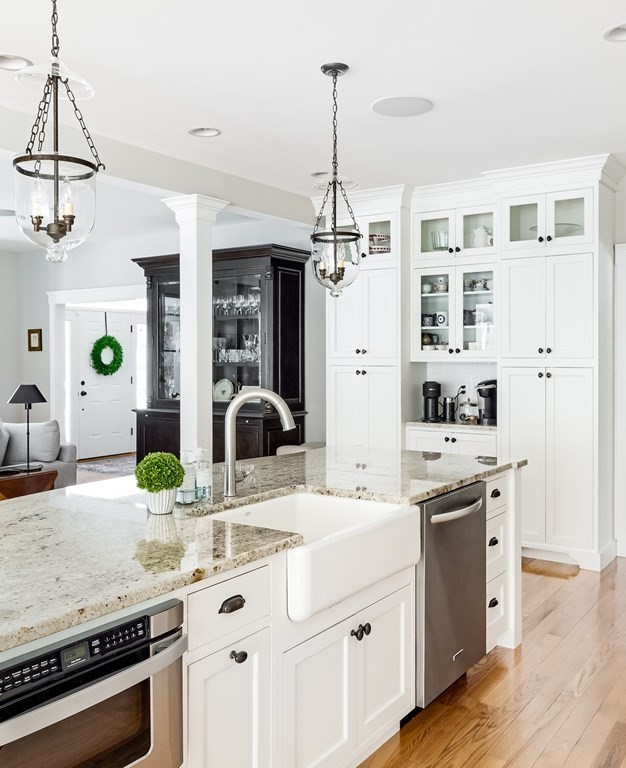 34 Winter Hill Road Holden, MA 01520 - Photo 8 of 42 Gallery Image 8