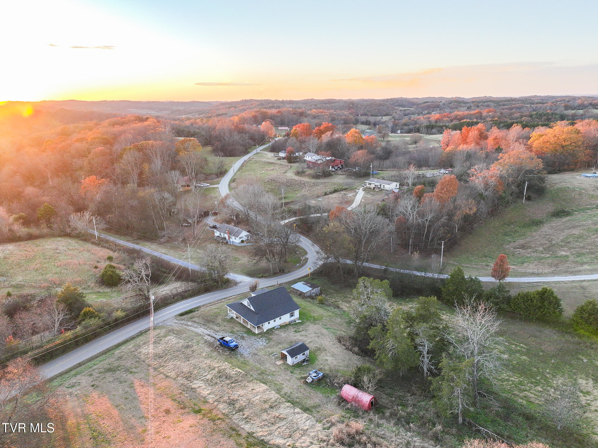 840 Bright Hope Road Greeneville, TN 37743 - Photo 44 of 48 DJI_20251109194134_0231_D