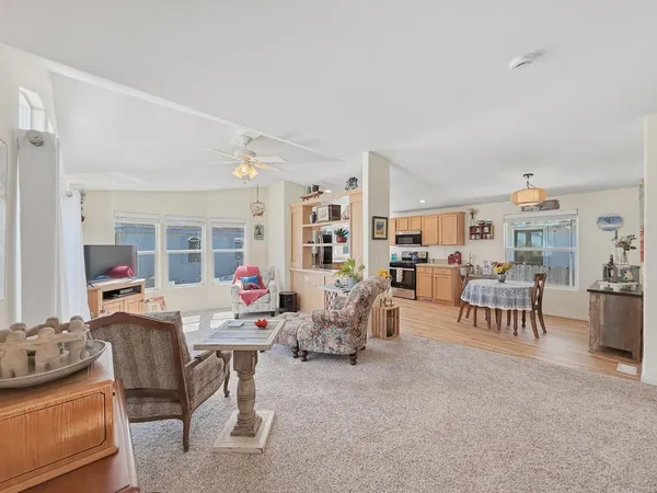 $389,000 | 347 Carmel Avenue, Unit 14, Marina, CA 93933
