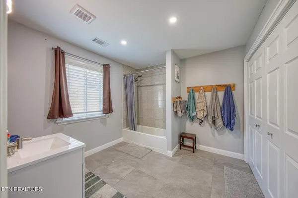 $464,900 | 2501 Stone Road, Blaine, TN 37709