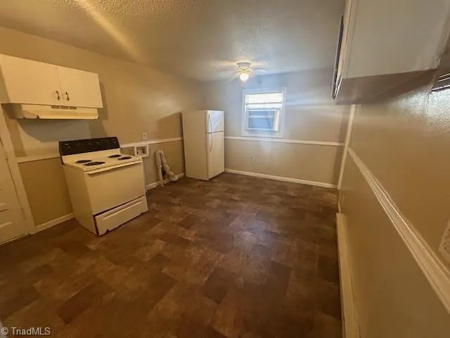 $1,125 | 2609 Textile Drive, Greensboro, NC 27405