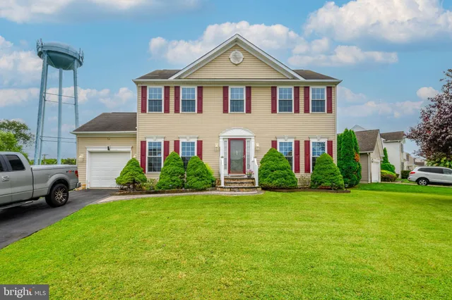 $369,000 | 87 Foxwood Drive, Smyrna, DE 19977