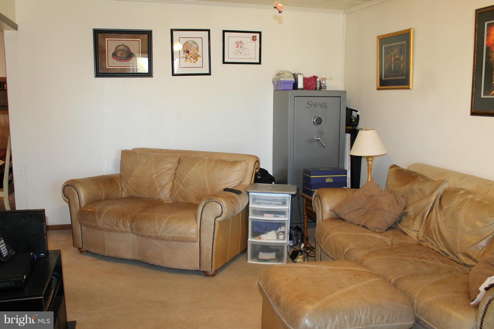 67 Hickory Lane Ranson, WV 25438 - Photo 15 of 25 Living Room