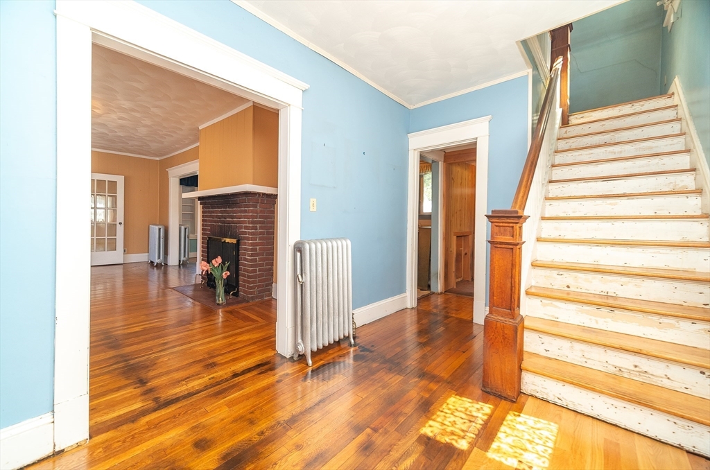 51 Itendale Street Springfield, MA 01108 - Photo 8 of 42 Gallery Image 8
