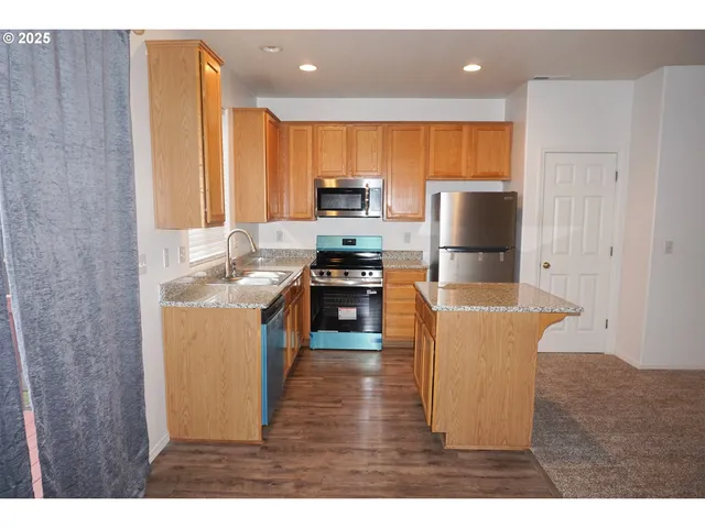 $347,500 | 1649 Southeast Night Heron Way, Gresham, OR 97080