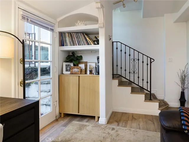 $1,399,000 | 1145 6th Street, Hermosa Beach, CA 90254