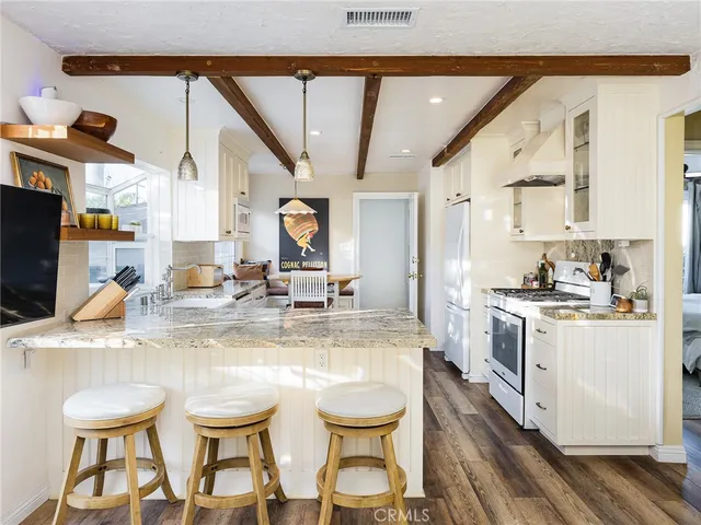 $1,399,000 | 1145 6th Street, Hermosa Beach, CA 90254