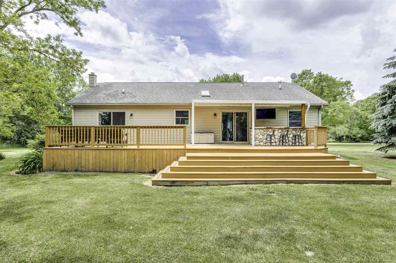 9560 Beard Road Avoca, MI 48006 - Photo 42 of 47 50044365-41.JPG