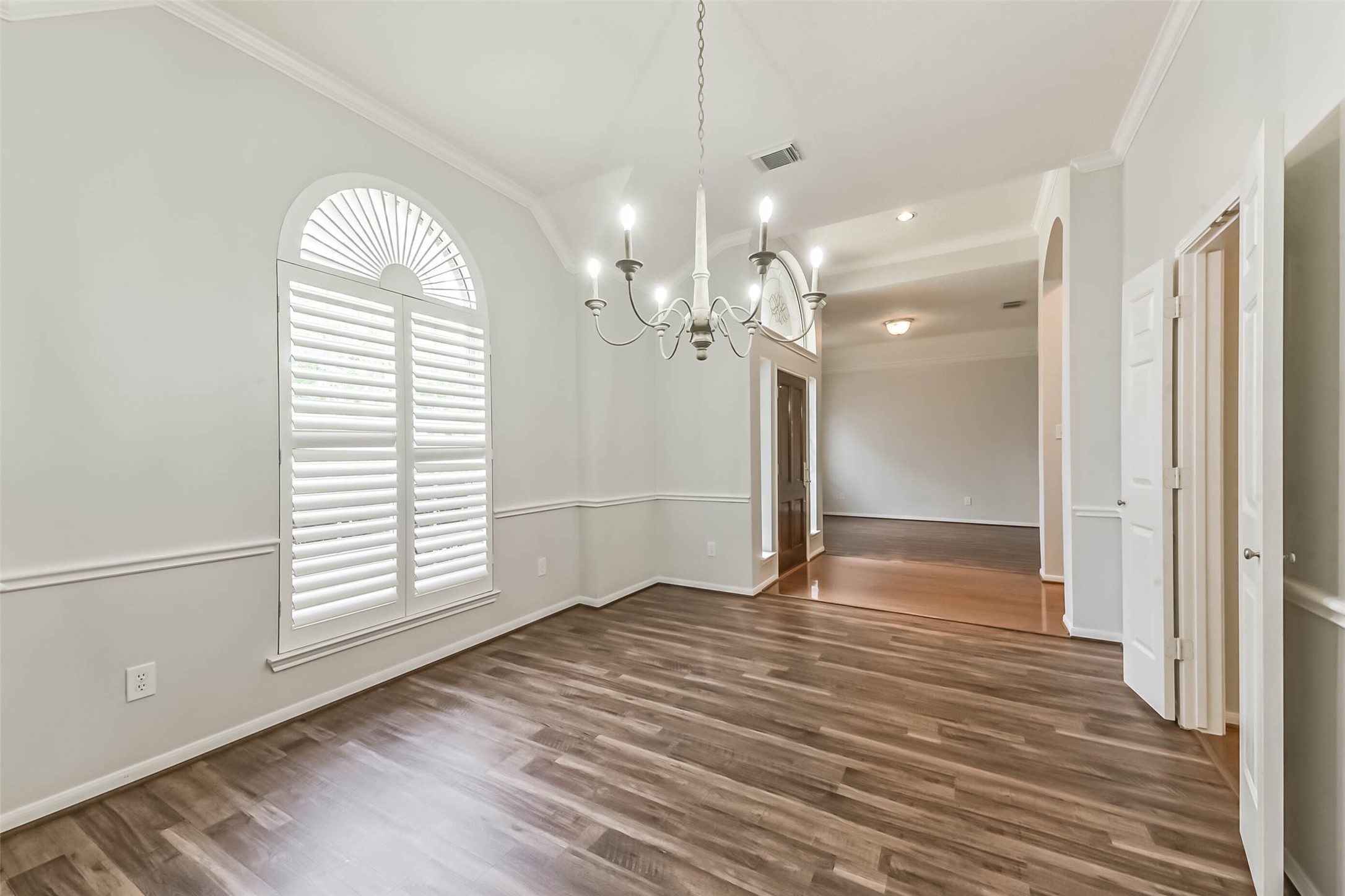 14610 Farrawood Drive Cypress, TX 77429 - Photo 21 of 35 a view of a livingroom with a window