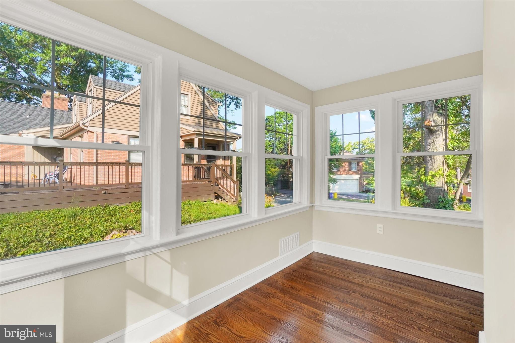 127 Irving Road York, PA 17403 - Photo 16 of 28 Gallery Image 16