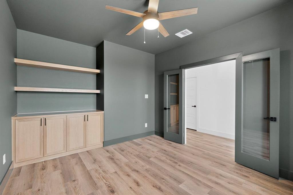 1501 Rider Azle, TX 76020 - Photo 13 of 32