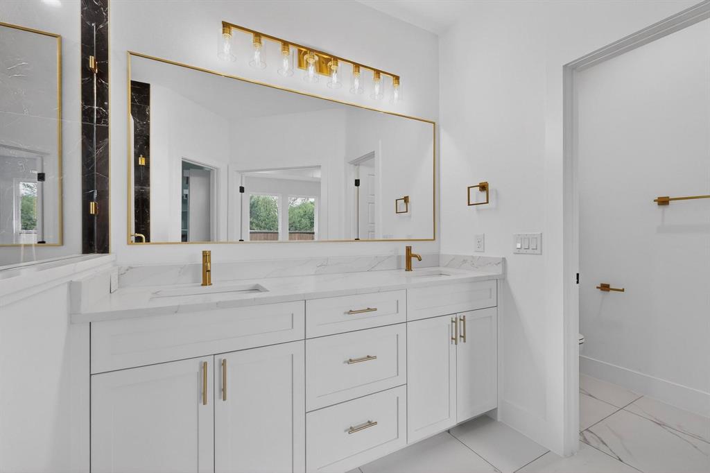 1501 Rider Azle, TX 76020 - Photo 15 of 32