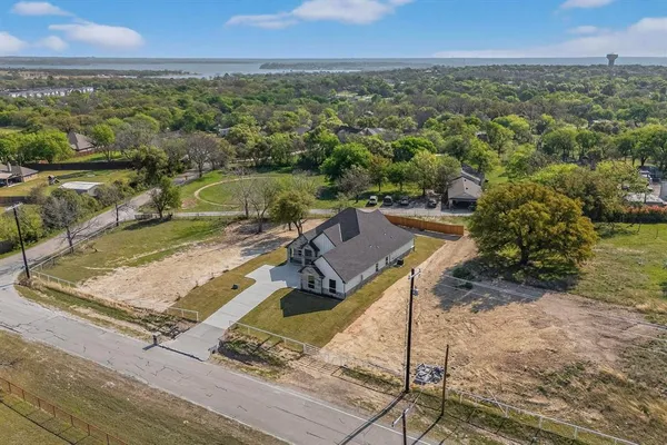 $550,000 | 1501 Rider, Azle, TX 76020