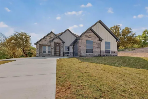 $550,000 | 1501 Rider, Azle, TX 76020