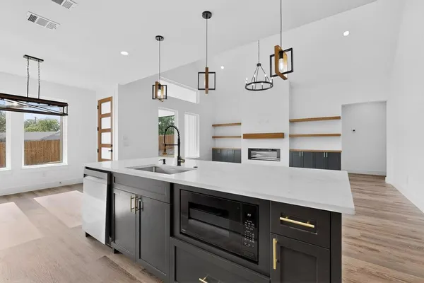 $550,000 | 1501 Rider, Azle, TX 76020