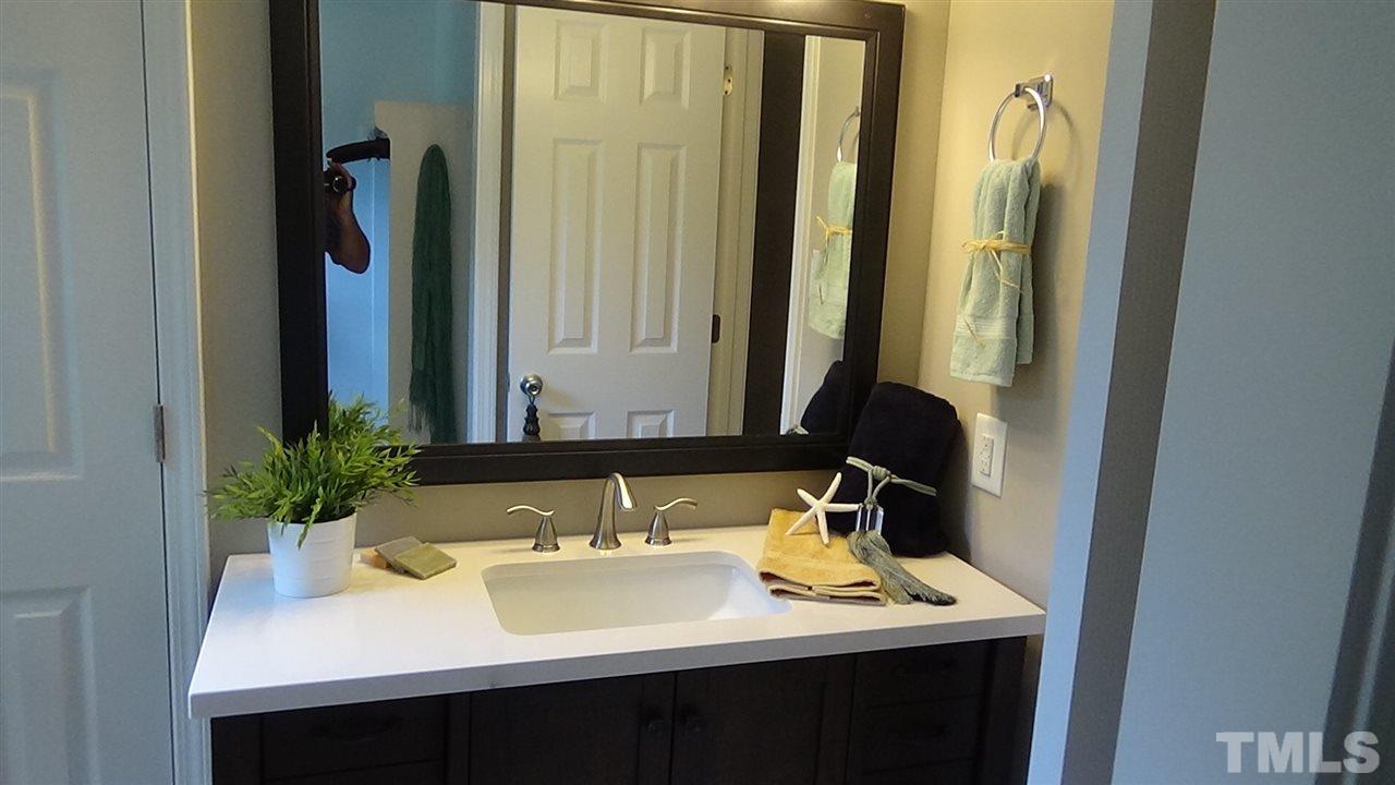 2708 Pidgeon Hill Road Raleigh, NC 27613 - Photo 19 of 25 Gallery Image 19