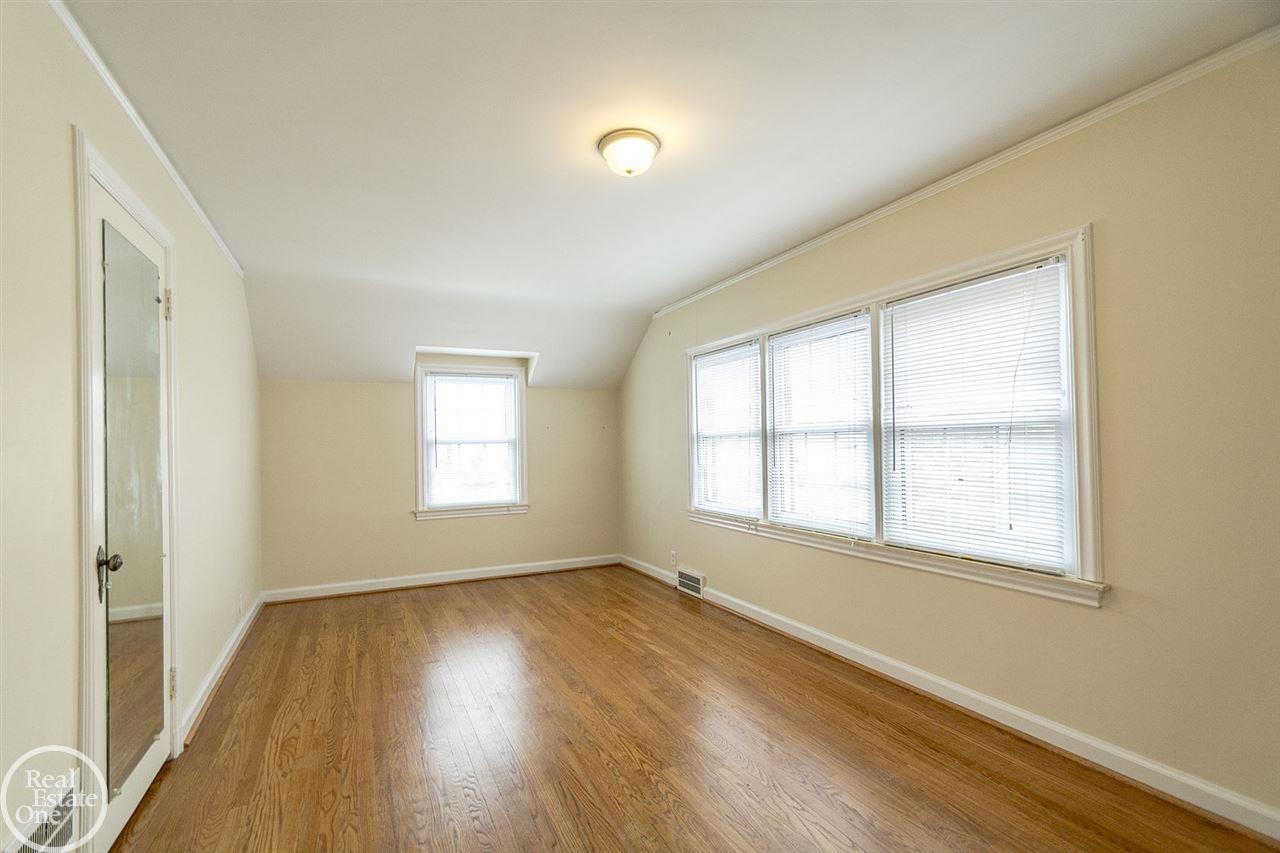 429 Moran Road Grosse Pointe Farms, MI 48236 - Photo 28 of 60