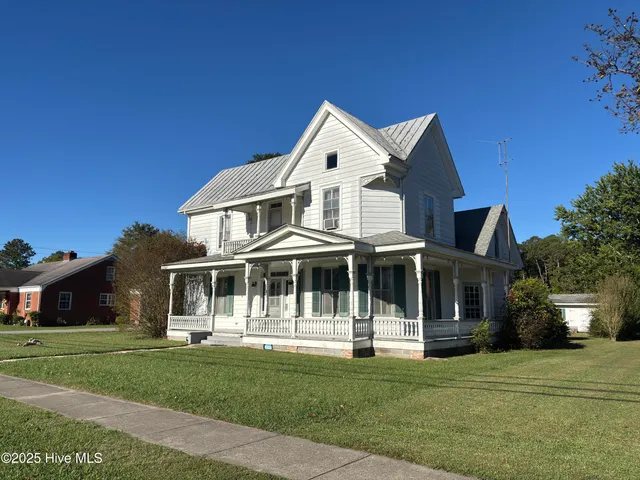 $185,000 | 201 North Main Street, Winton, NC 27986