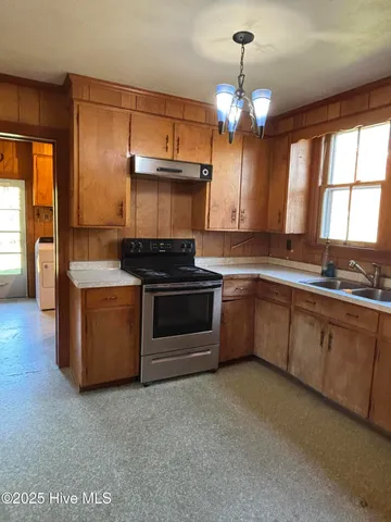 $185,000 | 201 North Main Street, Winton, NC 27986