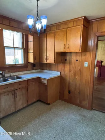 $175,000 | 201 North Main Street, Winton, NC 27986