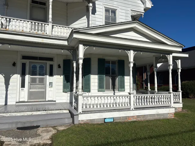 $185,000 | 201 North Main Street, Winton, NC 27986