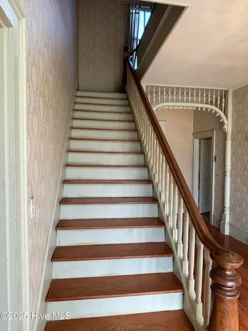 $185,000 | 201 North Main Street, Winton, NC 27986