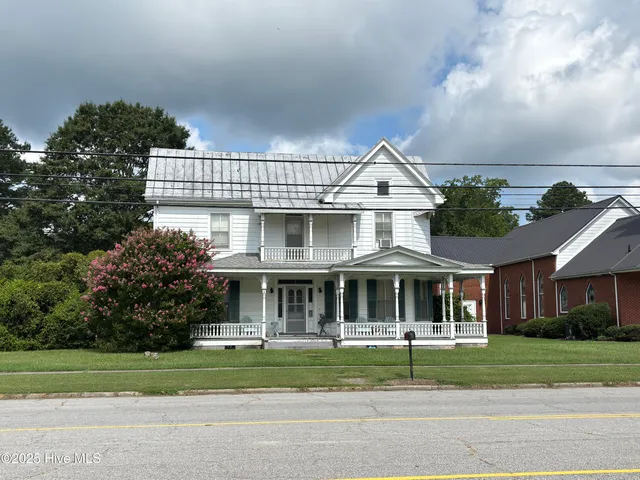 $185,000 | 201 North Main Street, Winton, NC 27986