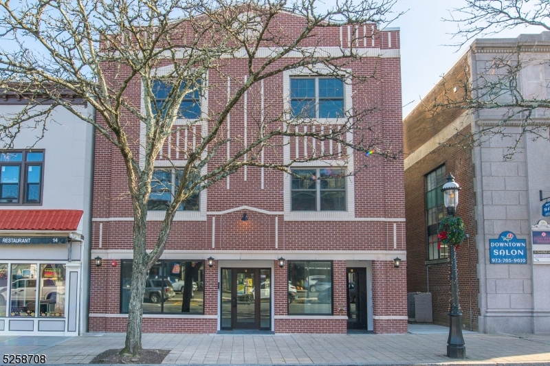 16 Waverly Place, Unit B Madison, NJ 07940 - Photo 1 of 13