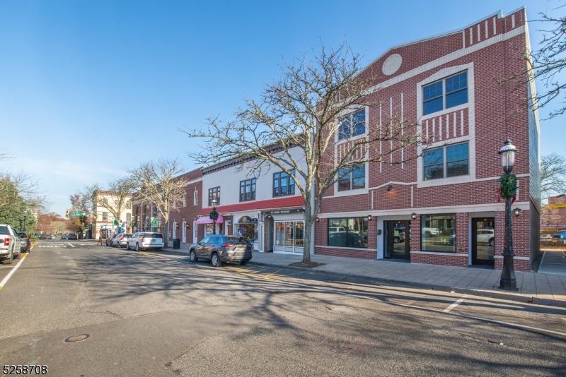 16 Waverly Place, Unit B Madison, NJ 07940 - Photo 12 of 13