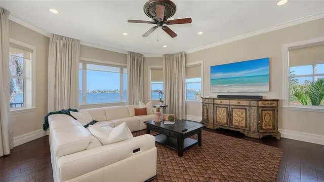 $4,500,000 | 7342 Captain Kidd Avenue, Sarasota, FL 34231