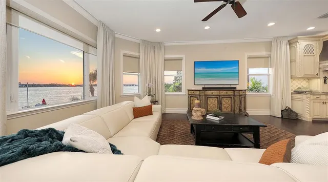 $4,500,000 | 7342 Captain Kidd Avenue, Sarasota, FL 34231