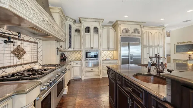 $4,500,000 | 7342 Captain Kidd Avenue, Sarasota, FL 34231