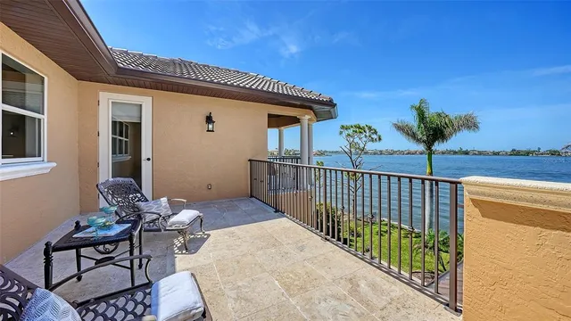 $4,500,000 | 7342 Captain Kidd Avenue, Sarasota, FL 34231