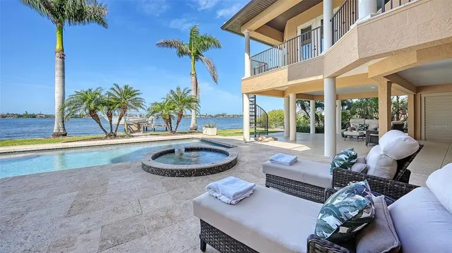 $4,500,000 | 7342 Captain Kidd Avenue, Sarasota, FL 34231